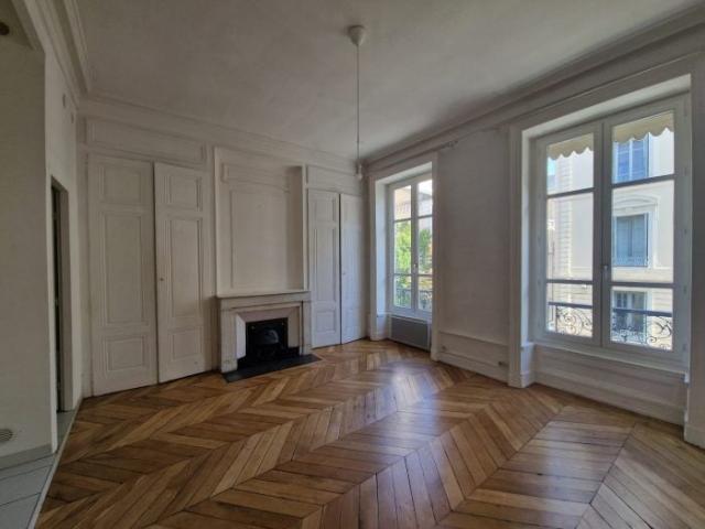 Location Appartement Rue de Marseille, Lyon