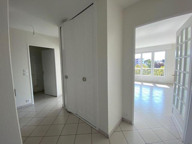 Location Appartement Rue de Nantes, Rennes