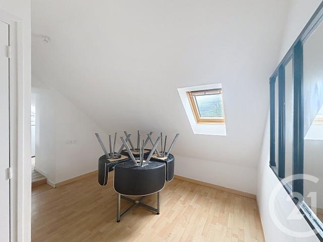 Location Appartement Rue de Nen Clod, Lanrodec