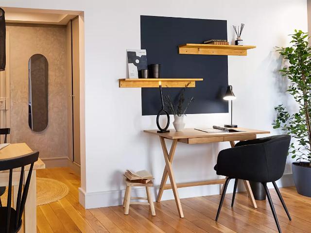 Location Appartement Rue André del Sarte, Paris