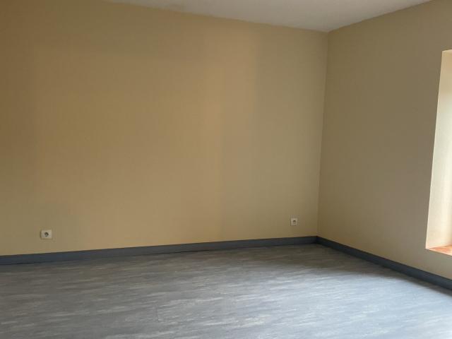 Location Appartement Rue De Saumur, Les Herbiers