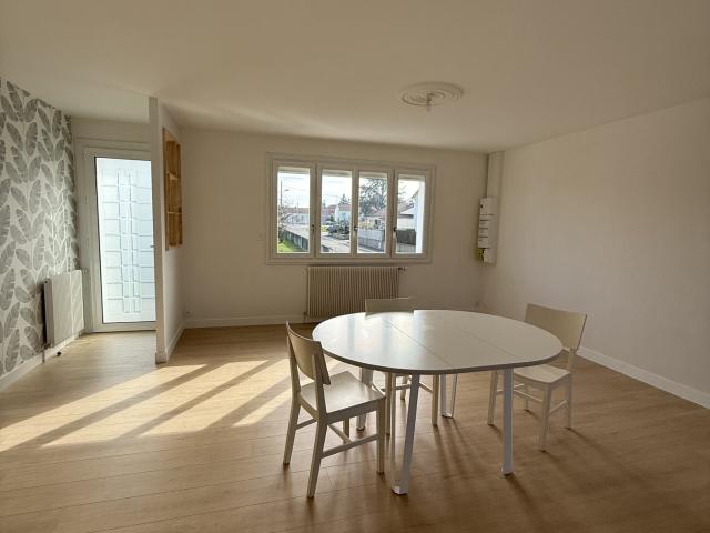 Location Appartement Rue de Saumur, Les Herbiers