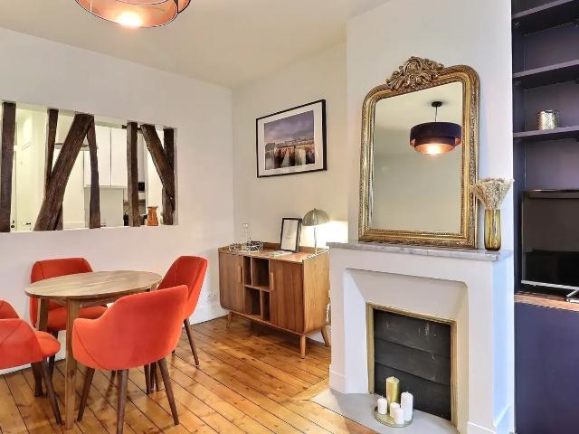 Location Appartement Rue de Saussure, Paris