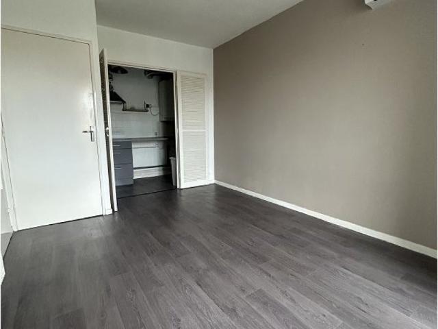 Location Appartement Rue de Saint Cyprien, Perpignan