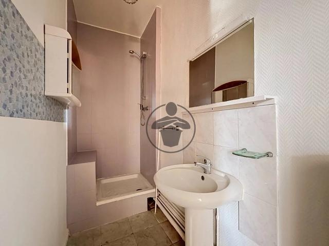 Location Appartement Rue Cyrille, Boué