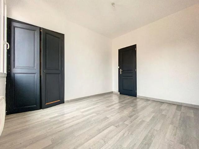 Location Appartement Rue de Sébastopol, Perpignan