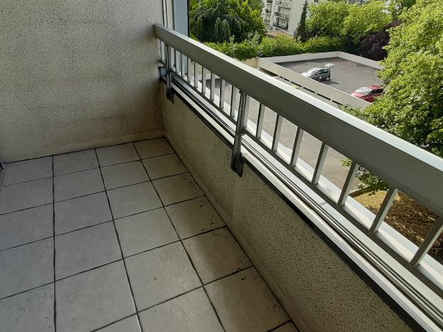 Location Appartement Rue de Sillery, Reims