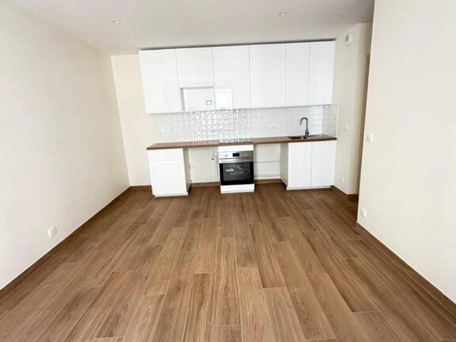 Location Appartement Rue de Suresnes, Garches