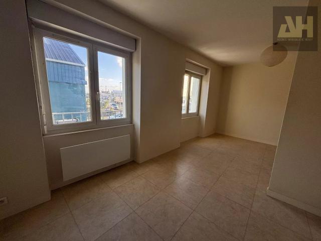 Location Appartement Rue de Porstrein, Brest