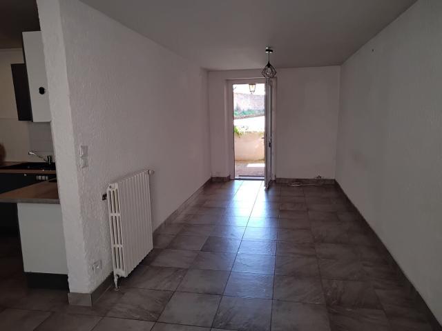 Location Appartement Rue de Paris, Autun