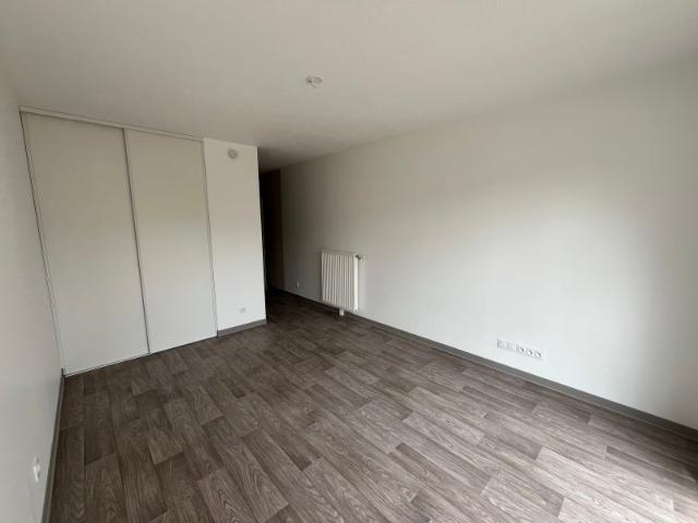 Location Appartement Rue de Pîtres, Franqueville Saint Pierre