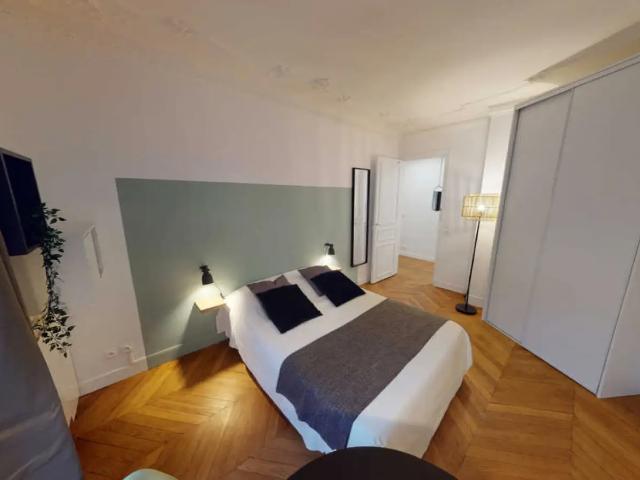 Location Appartement Rue de Prague, Paris