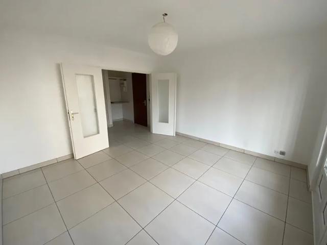 Location Appartement Rue de Ribeauvillé, Strasbourg