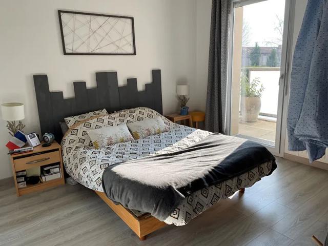 Location Appartement Rue de Waldwisse, Mornant