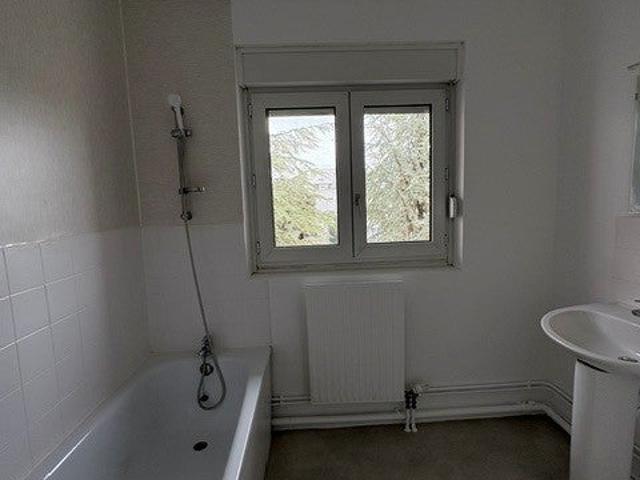 Location Appartement Rue de Tambour, Reims