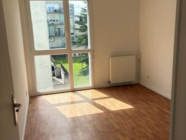 Location Appartement Rue de Tambour, Reims