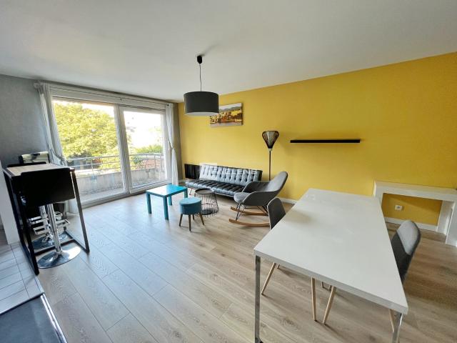 Location Appartement Rue de Thumesnil, Lille
