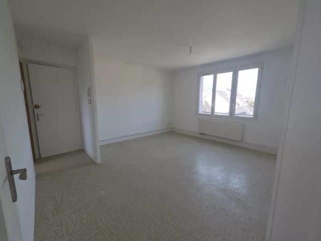 Location Appartement Rue de Tillancourt, Château Thierry