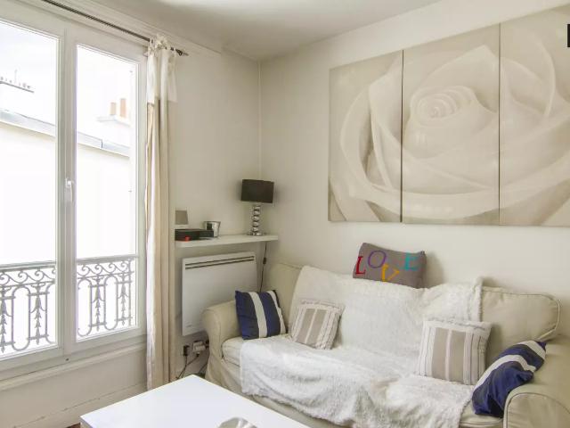 Location Appartement Rue de Poitou, Paris