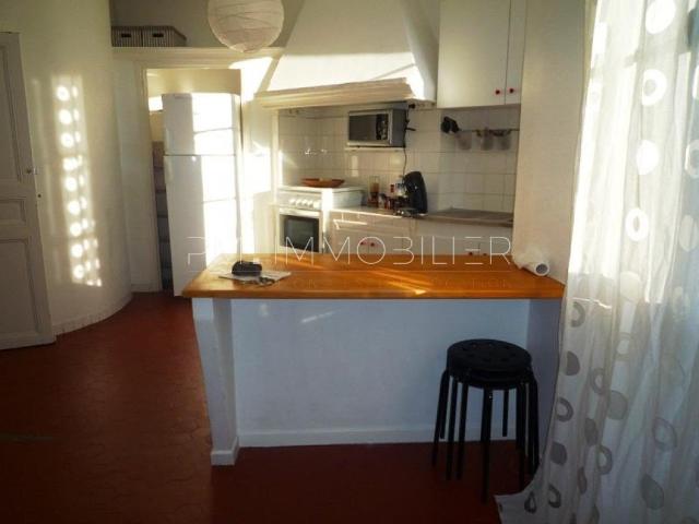 Location Appartement Rue de Village, Marseille