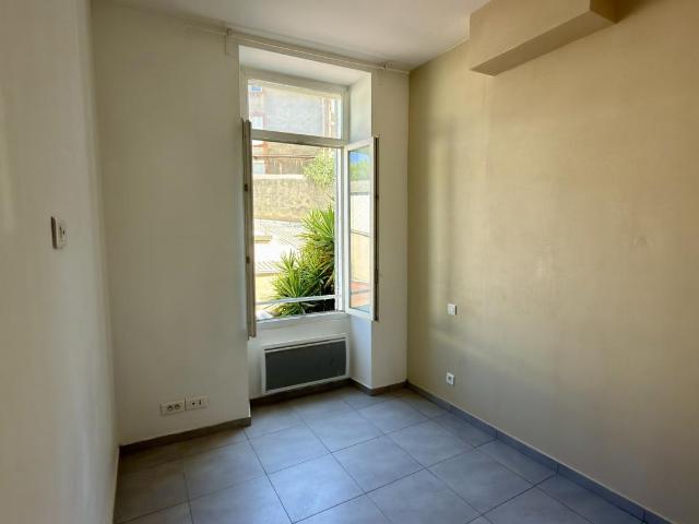 Location Appartement Rue d'Endoume, Marseille