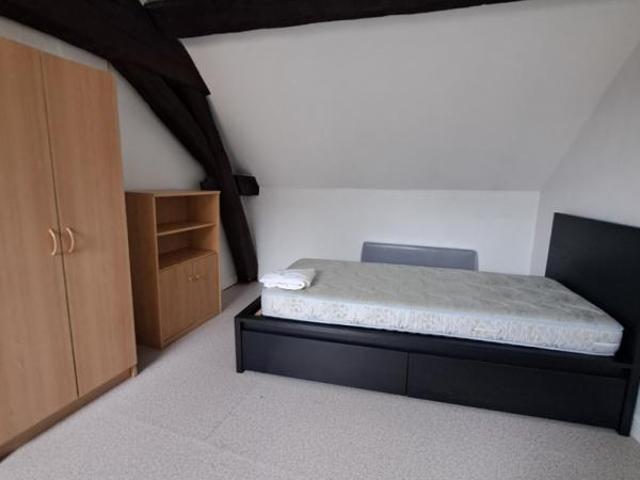 Location Appartement Rue des Maréchaux, Fontaines