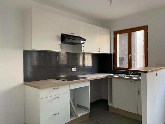 Location Appartement Rue des Marronniers, La Ferté Saint Aubin