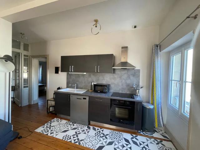 Location Appartement Rue des Martyrs, Agen
