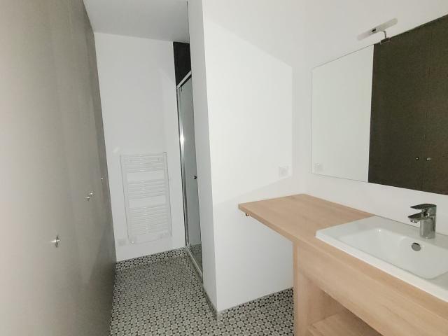 Location Appartement Rue des Menuts, Bordeaux