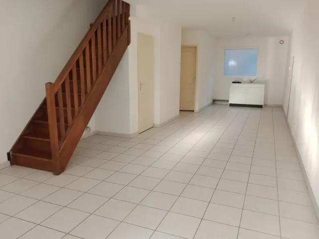 Location Appartement Rue des Oeuvres de Chine, Chauny