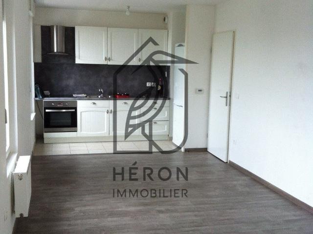 Location Appartement Rue des Ateliers, Lille