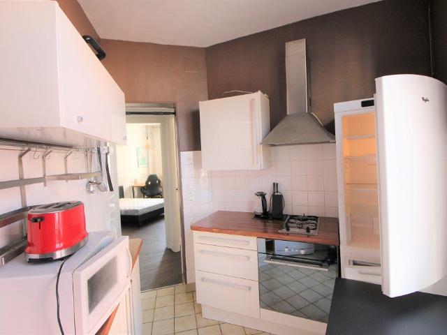 Location Appartement Rue des Augustins, Reims