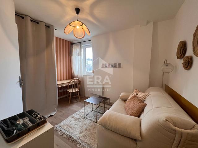 Location Appartement Rue des Augustins, Reims