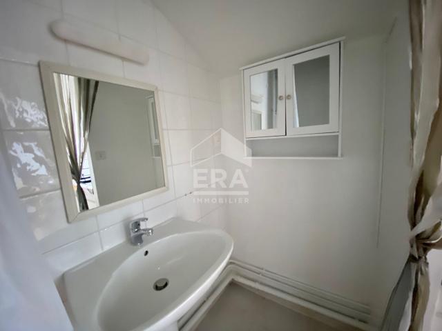 Location Appartement Rue des Augustins, Reims
