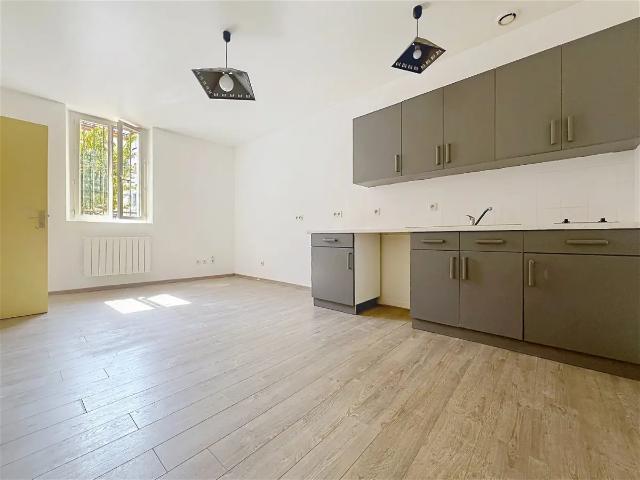 Location Appartement Rue des Ambans, Agen