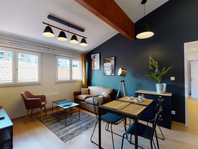 Location Appartement Rue des Amidonniers, Toulouse