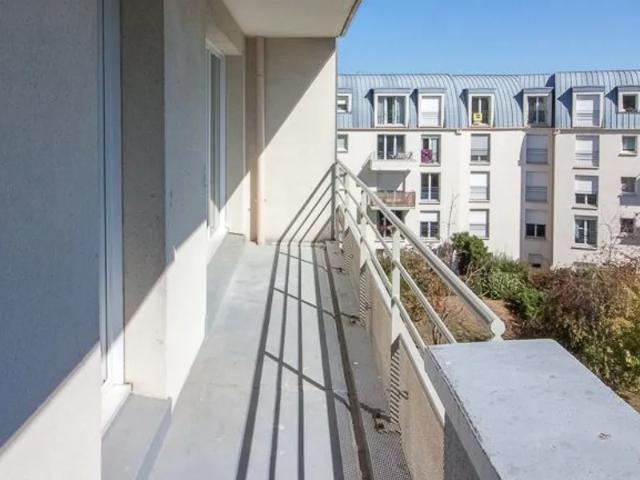 Location Appartement Rue des Astres Beiges, Cergy
