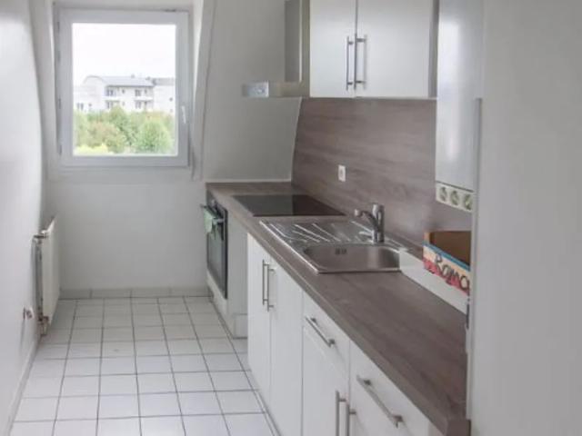 Location Appartement Rue des Astres Beiges, Cergy
