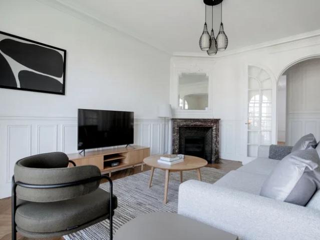 Location Appartement Rue des Batignolles, Paris