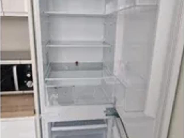 Location Appartement Rue des Bauches, Paris