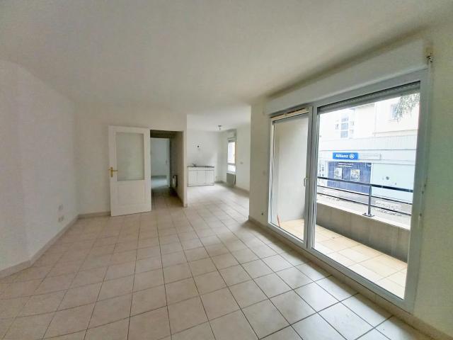 Location Appartement Rue des Cuirassiers, Lyon