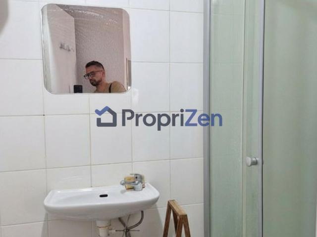 Location Appartement Rue des Cascades, Paris
