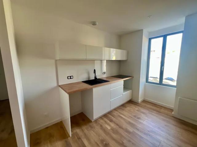 Location Appartement Rue des Carmes, Tarbes