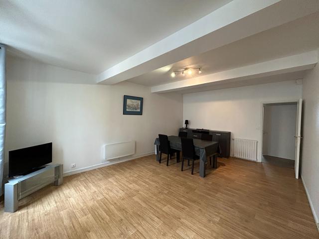 Location Appartement Rue des Carmes, Jonzac