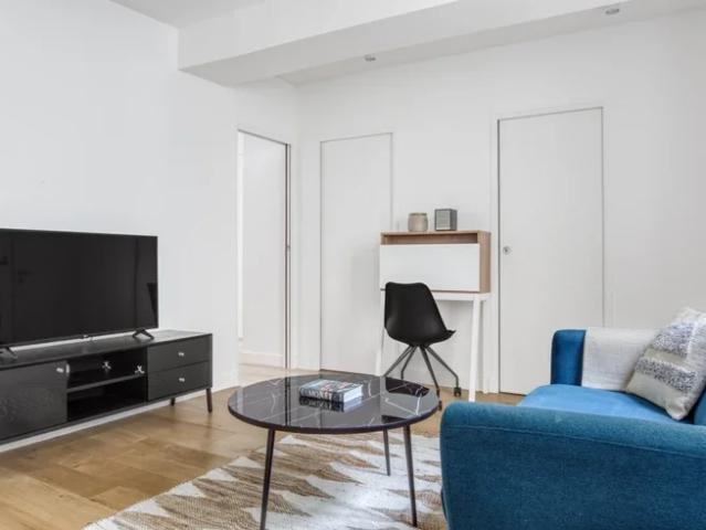 Location Appartement Rue des Carmes, Paris