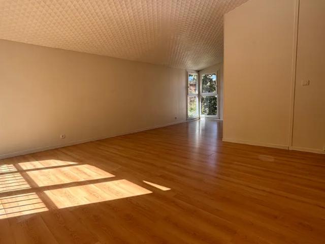 Location Appartement Avenue de Bourgogne, Les Ulis