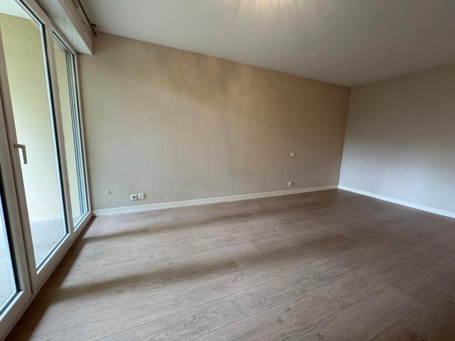Location Appartement Rue Des Cent Septiers, Poitiers