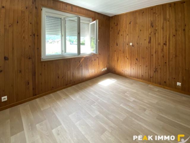 Location Appartement Rue des Champs, Magland