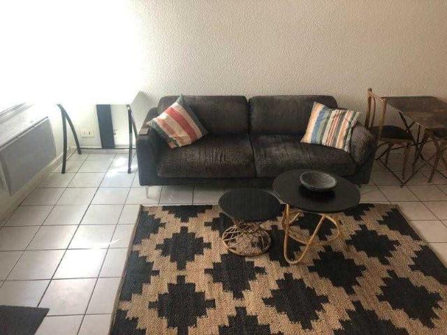 Location Appartement Rue des Chartreux, Lyon