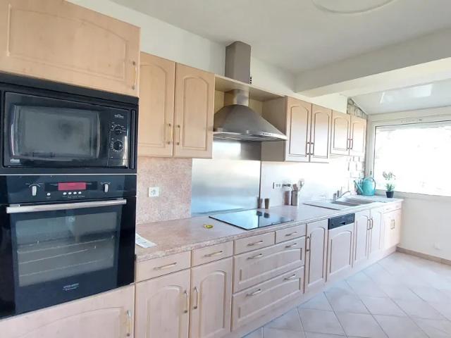 Location Appartement Rue des Clos du Roy, Manosque